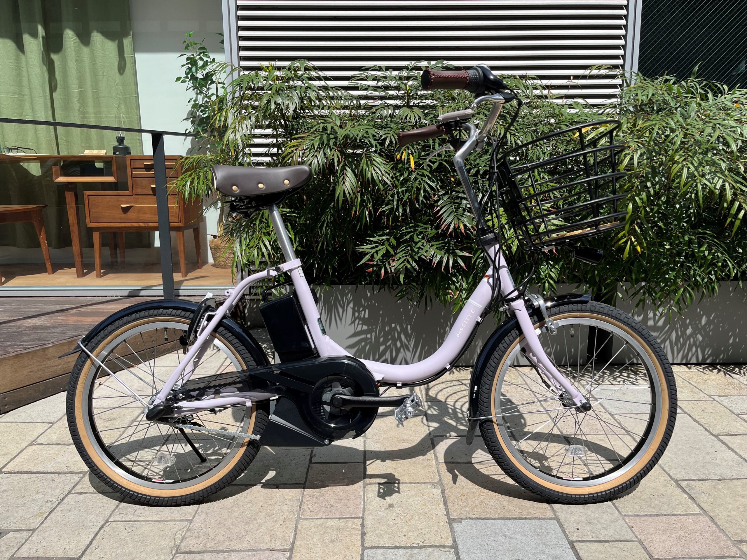 e-bike×カスタム】『CITY-C』大人カワイイカスタム | モトベロ